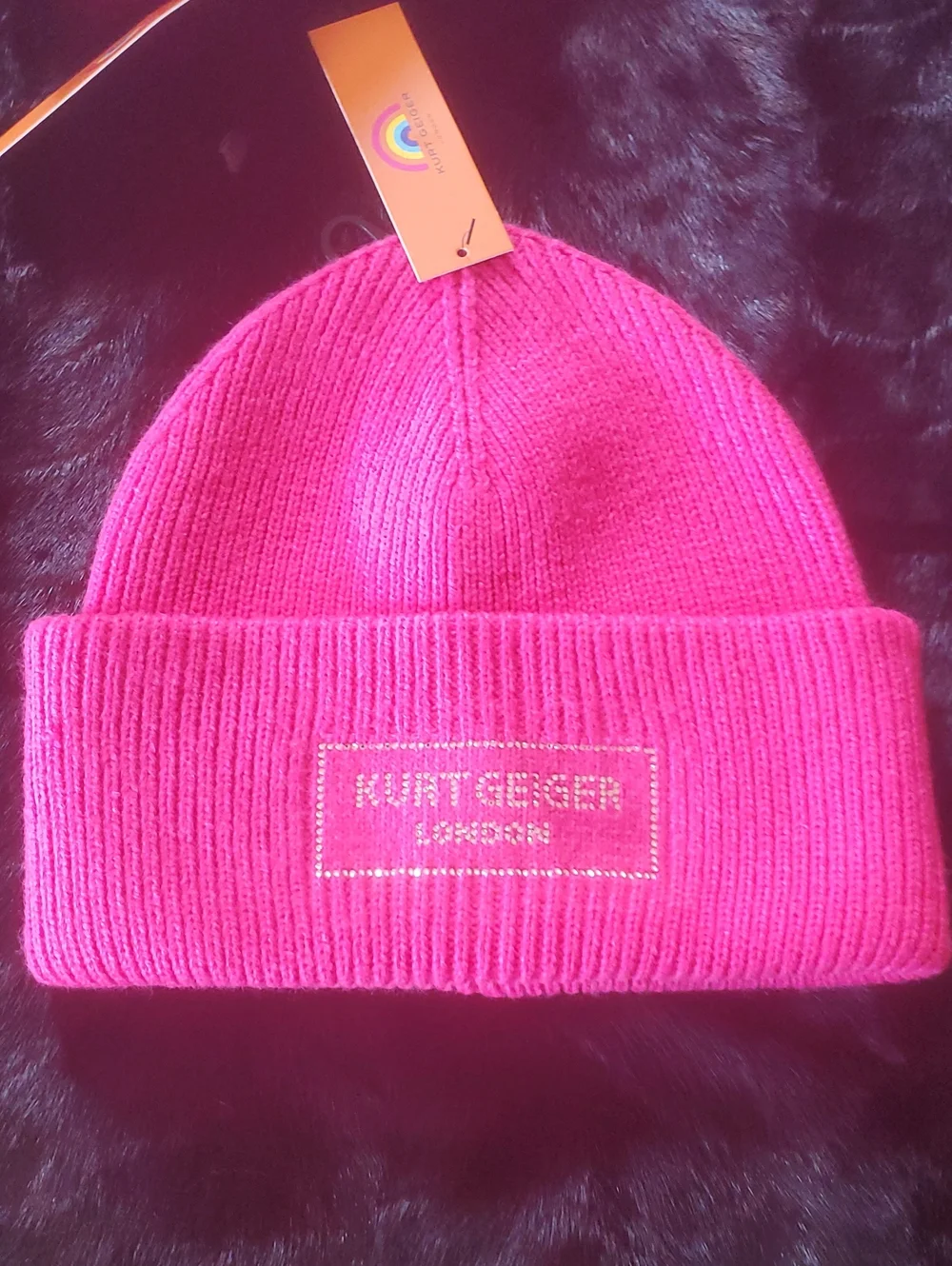 KURT GEIGER CRYSTAL LOGO KNIT BEANIE AND SCARF SET IN PINK /ONE SIZE